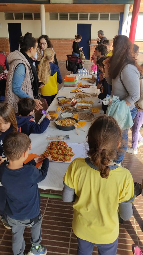 Berenar intercultural abans de l'assemblea general de families 2025